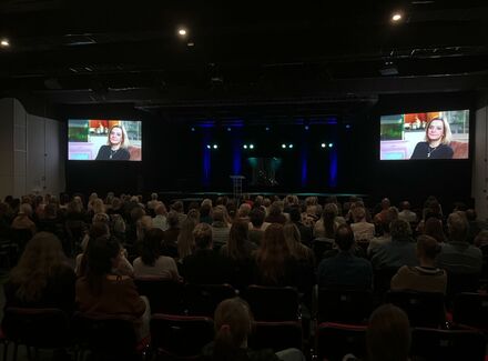 Vertoning 'Mama, mag ik naar huis toe'