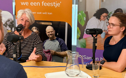 Alliade lanceert podcastserie over zorg in de laatste levensfase
