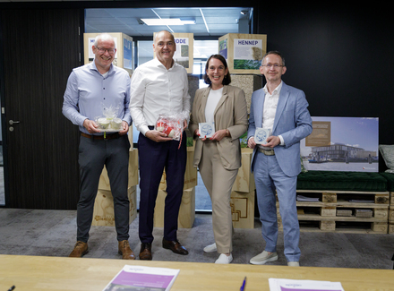 Alliade en Bouwgroep Dijkstra Draisma tekenen overeenkomst voor nieuwbouw Park Suyderwijk