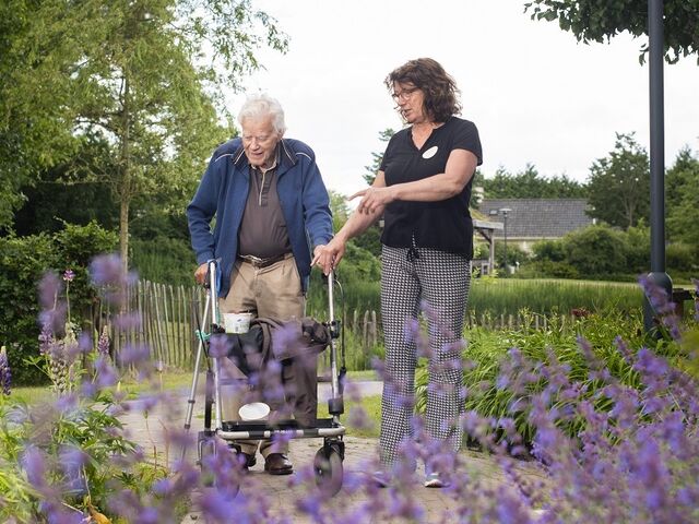Helpen bij wandelmiddag Marijke Hiem
